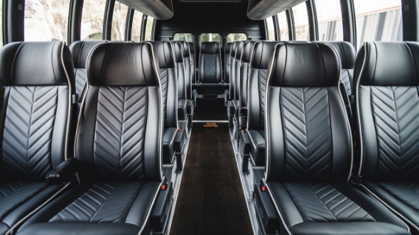 30 passenger minibus rental amarillo